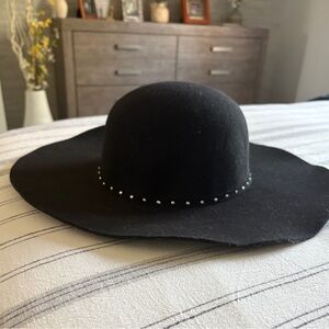 Hat Black Wide-Brim